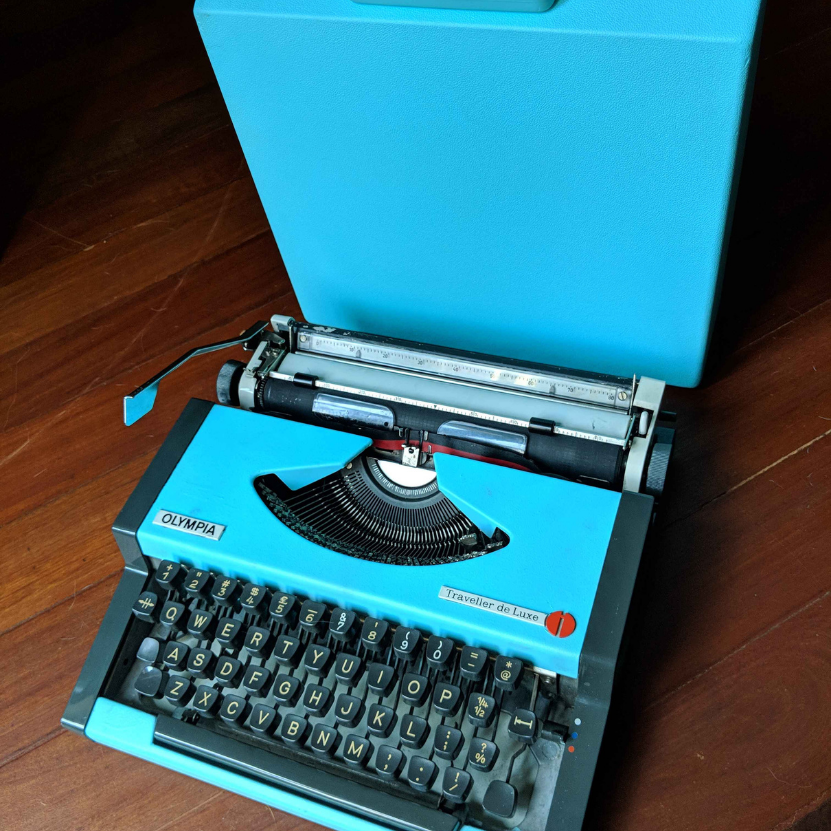 Live Typewriter Poetry